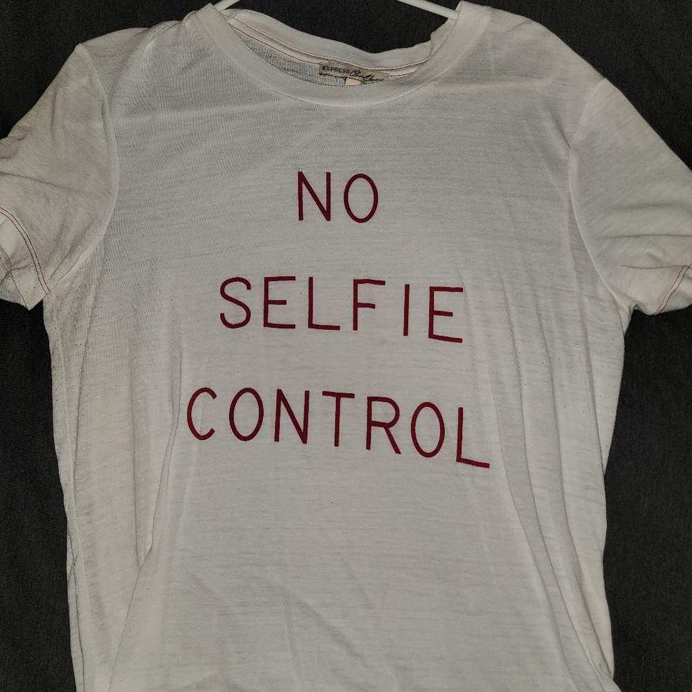Express No Selfie Control T-Shirt - Medium - White